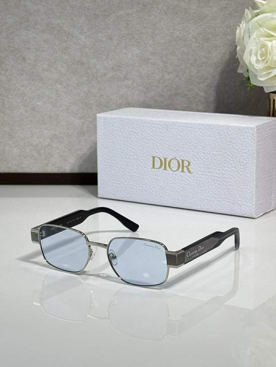 Picture of Dior Sunglasses _SKUfw76512151fw